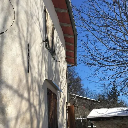 Prázdninový dům Casetta Immersa Nella Natura *