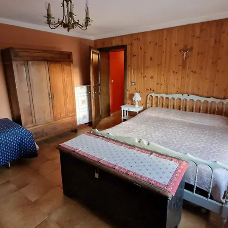 Casetta Immersa Nella Natura Vakantiehuis *