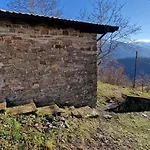 Casetta Immersa Nella Natura Vakantiehuis *