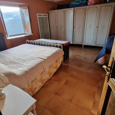 Casetta Immersa Nella Natura Tatil Evi *