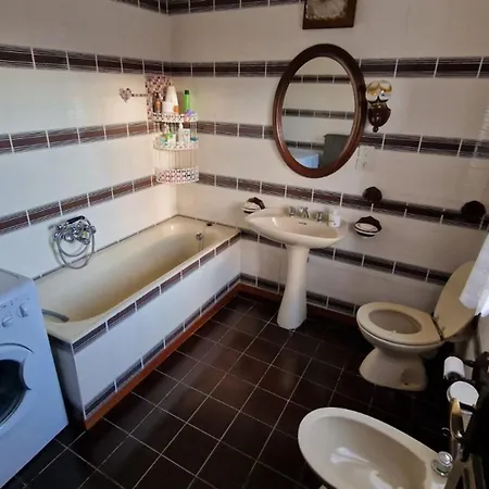 Casetta Immersa Nella Natura Tatil Evi *