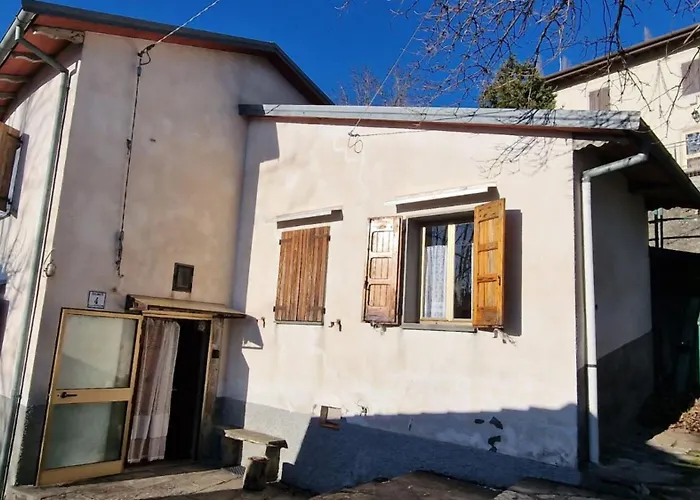 Casetta Immersa Nella Natura