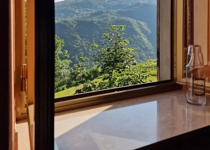 Casetta Immersa Nella Natura 펜션 리올루나토