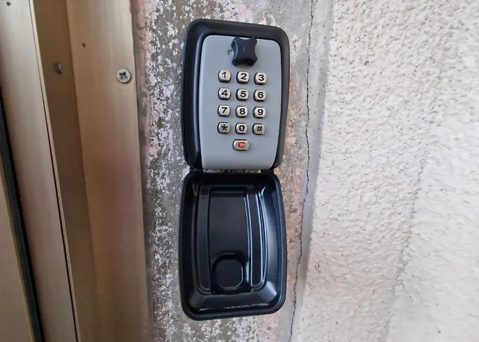 펜션 Casetta Immersa Nella Natura 리올루나토